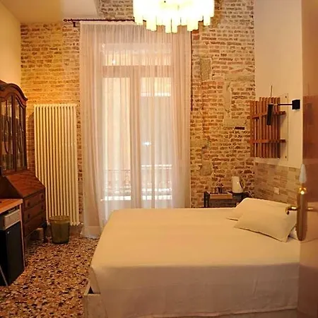 3c 4* Venice