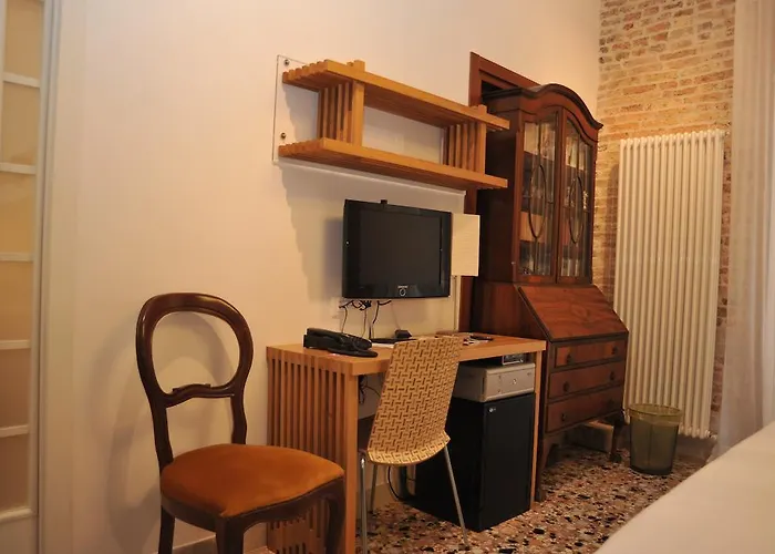 Bed & Breakfast 3c 3*